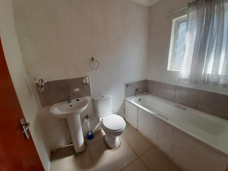 2 Bedroom Property for Sale in Fountain Village Western Cape